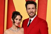Nació la primera hija de Chris Evans y Alba Baptista