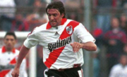 Qué es de la vida de Sergio La Bruja Berti, el futbolista que pasó de Boca a River