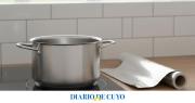 El método con papel aluminio que deja las ollas como nuevas en 5 minutos