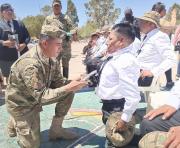 Gobierno entrega libretas militares a 47 ciudadanos con discapacidad en Oruro