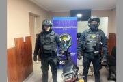 Policía recuperó una motocicleta robada en Tucumán durante un control preventivo en La Banda