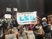 Arce promulga Ley que reconoce a la Lengua de Señas Boliviana como idioma oficial