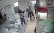 Tensión en el Instituto Médico Platense: descontrolado, un hombre rompió a fierrazos los vidrios del hall