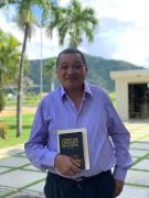 Tres libros, el arte y un café fueron protagonistas en la UBA