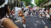 Las postales de la multitudinaria Marcha del Orgullo en las calles porteñas