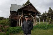 Construyó la réplica de un molino antiguo que produce harina, funciona como museo y guarda la memoria galesa de Trevelin
