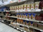 Los alimentos suben y la gente compra menos