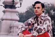 Sale a la luz violación que vivió Juan Gabriel a los 13 años por un sacerdote