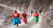Quiénes son los corredores rarámuri protagonistas del Chihuahua by UTMB 2025 (+Detalles)