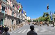 La Paz se engalana y militares ensayan en la plaza Murillo para la transmisión de mando