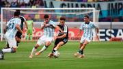Central Córdoba empató sin goles con Racing, quedó como escolta y sueña con la clasificación
