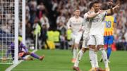El Madrid golea sin problemas al Valencia en el Bernabéu