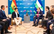 CAF compromete 3.100 millones de dólares para Bolivia y anuncia primer desembolso en 30 días