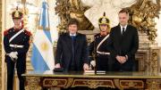 Javier Milei le tomó juramento a Manuel Adorni como nuevo jefe de Gabinete