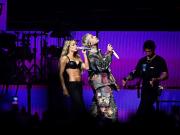 Tiago PZK sorprendió con el dream-team de amigos en su tercer Movistar Arena: Tini, Bhavi, Lit Killah, Khea y Ema de Ke Personajes