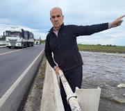 Intendente k se quejó de la exclusión de Pehuajó y despotricó contra Adorni: “¿Qué experiencia en gestión de inundaciones tiene? ¿Pescar?”