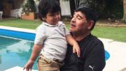 Con la campera y los zapatos de su papá, Dieguito Fernando emocionó al recordar a Maradona