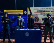 A través de WhatsApp, dos hermanos amenazaban a comerciantes de La Cañada de Urdaneta: PNB-DCSE los capturó -