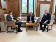 Santilli todavía no juró, pero ya se mueve como ministro del Interior