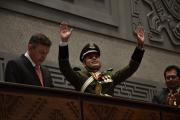 Con uniforme policial Edmand Lara jura como vicepresidente de Bolivia con un emotivo mensaje de unidad y respeto a todos los sectores del país