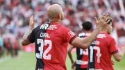 Torneo Clausura: Newell's logró un triunfo clave ante un Huracán en llamas
