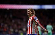 Un doblete exprés de Griezmann pone al Atlético a la altura del Barcelona
