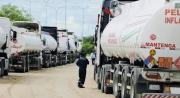 900 cisternas llegan a Bolivia para reducir la crisis del combustible