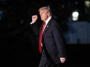 Trump asegura que los estadounidenses recibirán un bono de 2.000 dólares por los aranceles