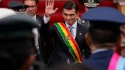 Bolivia inicia un nuevo ciclo político con una crisis económica sacudida por los hidrocarburos