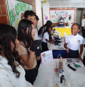 C.E. Juan José Mendoza incentiva el conocimiento de la ciencia