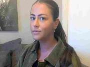 Lo conoció por Tinder y 20 minutos bastaron para arruinar su vida: la historia de Nadia y el “depredador de Escocia”