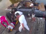 La mujer baleada en Escobar fue dada de alta mientras continúa la búsqueda del agresor