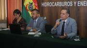 Presidente de YPFB informa que stock de combustible alcanza para un día