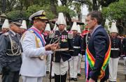 Fuerzas Armadas reafirman su lealtad al pueblo y reconocen a Rodrigo Paz como Capitán General