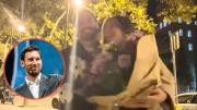 Pareja grababa romántico momento frente al estadio del Barcelona hasta que ¡Apareció Messi!