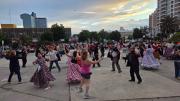 Día de la Tradición en Roca: una multitudinaria clase de folclore celebró la cultura popular