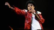 Michael Jackson se convierte en el primer artista con éxitos en el Top 10 de Billboard en seis décadas distintas