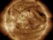 Alerta por tormenta solar: qué impacto tendrá en la Tierra según una agencia científica