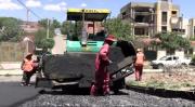 Alcaldía asfalta calles del barrio 101 Familias en Tarija y avanza con su meta de llegar a 31 barrios hasta fin de año