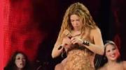 Shakira arrasa en Ecuador, pero un “¡Auch!” detuvo su show