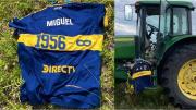 La camiseta que Boca lanzó al cielo en homenaje a Miguel Ángel Russo apareció en un pueblo de Uruguay