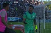 El chicle que complicó los planes: el insólito momento que vivió Insfrán frente a Vélez
