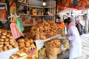 Vendedores de La Paz afirman que panaderos suspendieron distribución del pan marraqueta hasta nuevo aviso