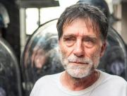 Quién es el padre Paco: el sacerdote detenido acusado de apedrear policías