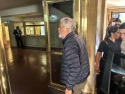 Julio de Vido se presentó en Comodoro Py y quedó detenido para cumplir la condena por la tragedia de Once