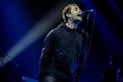 Oasis en Argentina: Liam Gallagher llegó al país y le firmó autógrafos a los fans