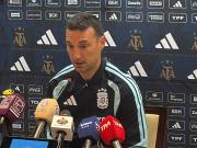 Un amistoso y algo más para Scaloni: Muchos de nuestros jugadores se juegan que los podamos ver y estar en la lista mundialista