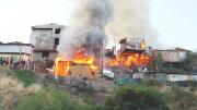 Incendio afecta a campamento Nueva Esperanza de Cerrillos: Varias casas han sido consumidas por el fuego