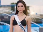 Stephany Abasali deslumbra en traje de baño en Miss Universo