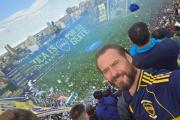 Un candidato presidencial polaco vivió el Superclásico: El fútbol no ofrece nada mejor que un Boca Juniors contra River Plate